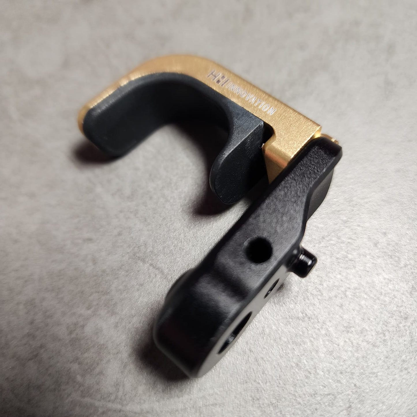 HH DT ADJUSTABLE E HOOK