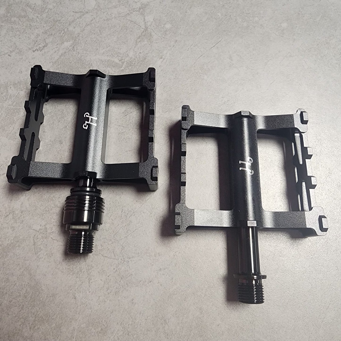 HH PEDALS LIGHTWEIGHT TITANIUM SPINDLE PEDALS
