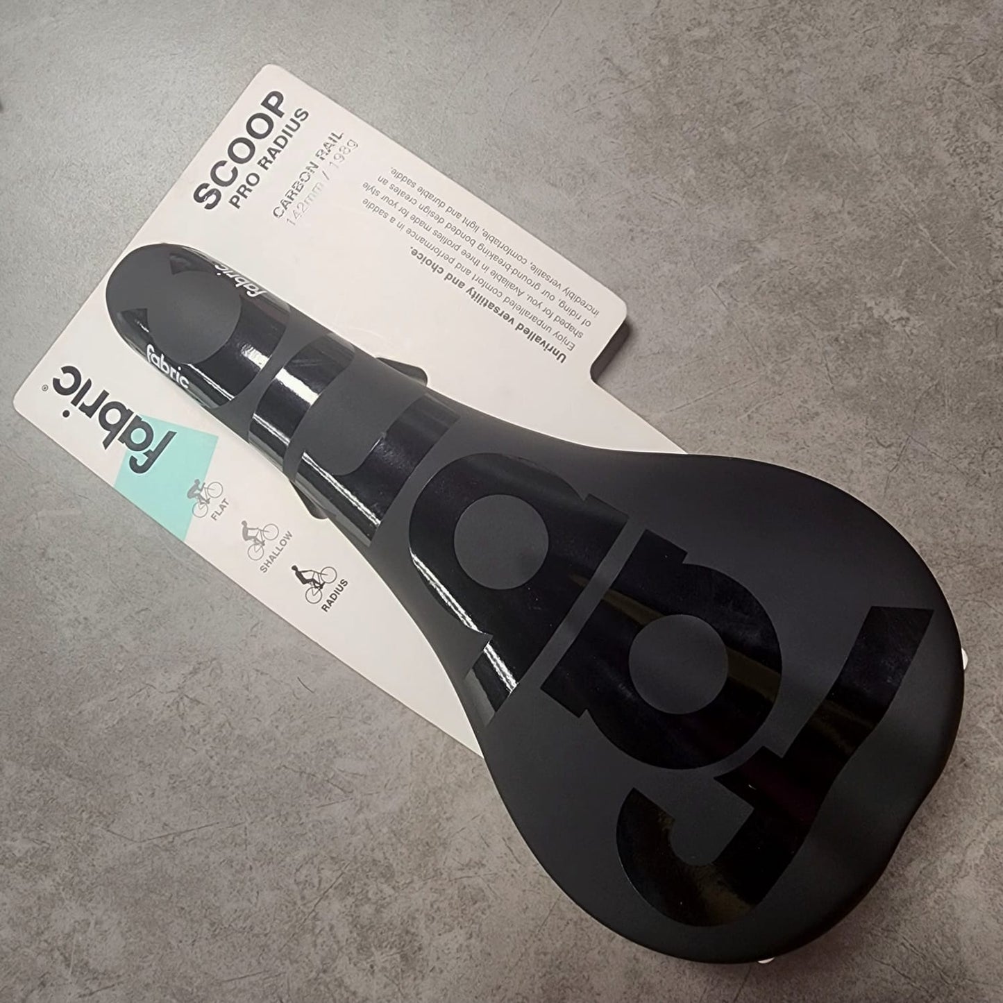 FABRIC SCOOP PRO RADIUS SADDLE