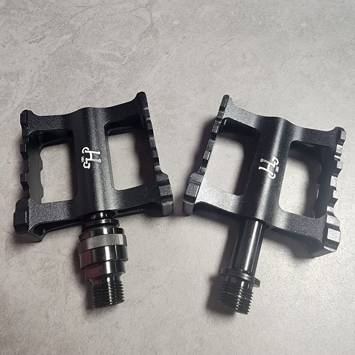 HH PEDALS LIGHTWEIGHT TITANIUM SPINDLE PEDALS