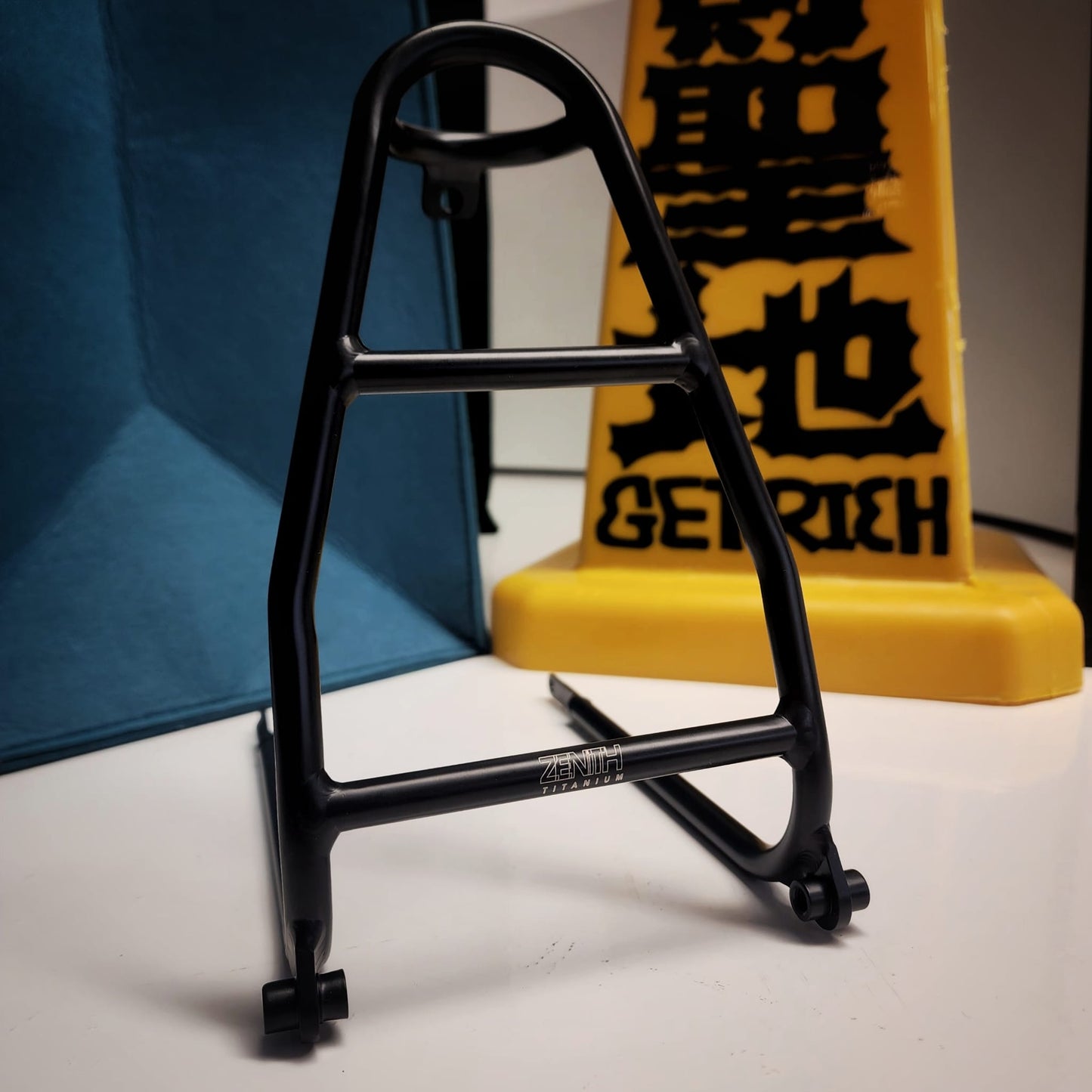 ZENITH TITANIUM MINI Q LIGHTWEIGHT RACK