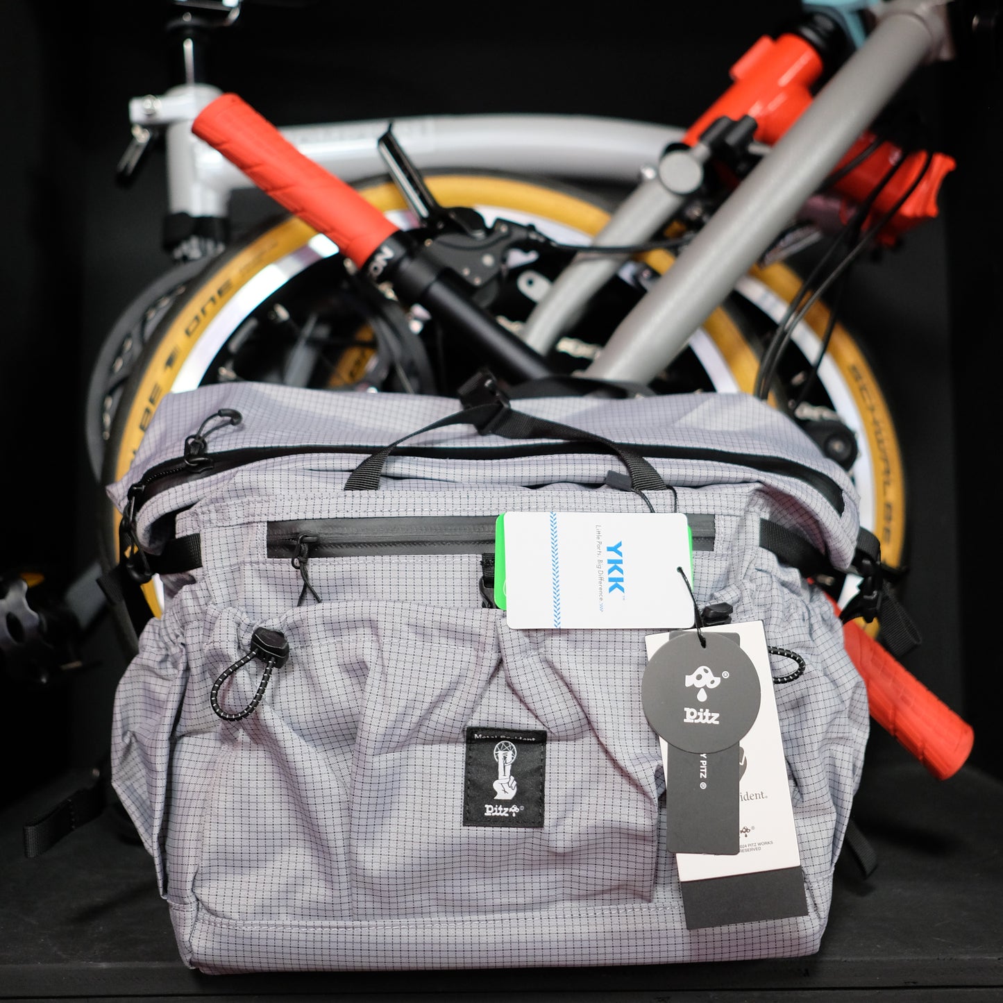 METAL RESIDENT x PITZ COMMUTER BAG 10L