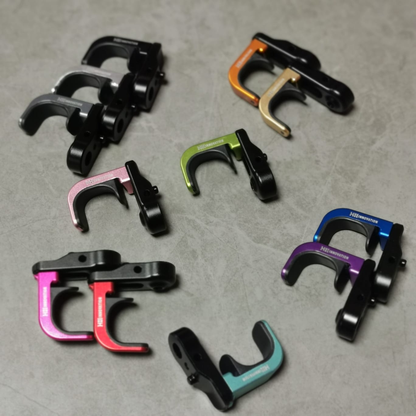 HH DT ADJUSTABLE E HOOK