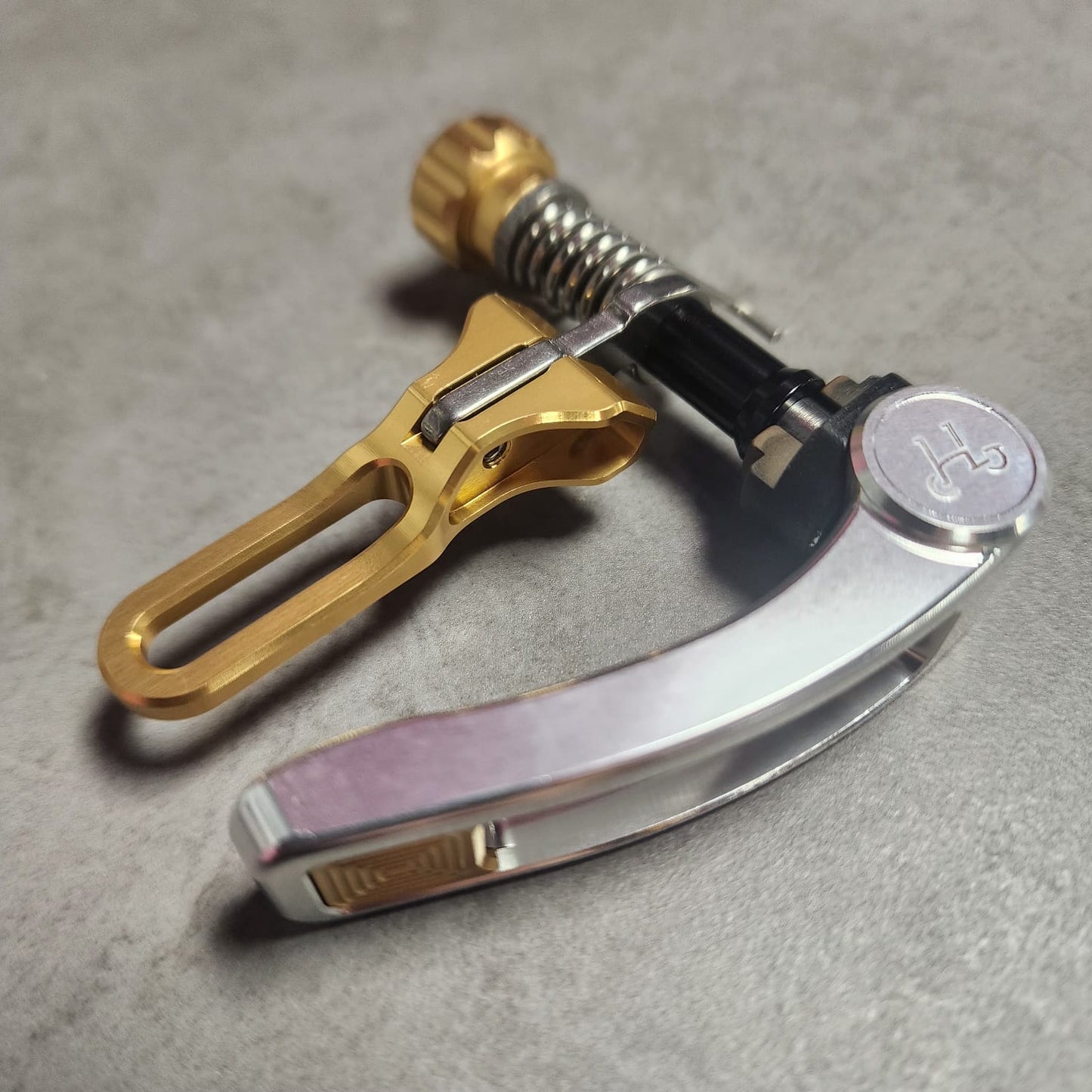 HH DT SEATPOST CLAMP A/C/P LINE