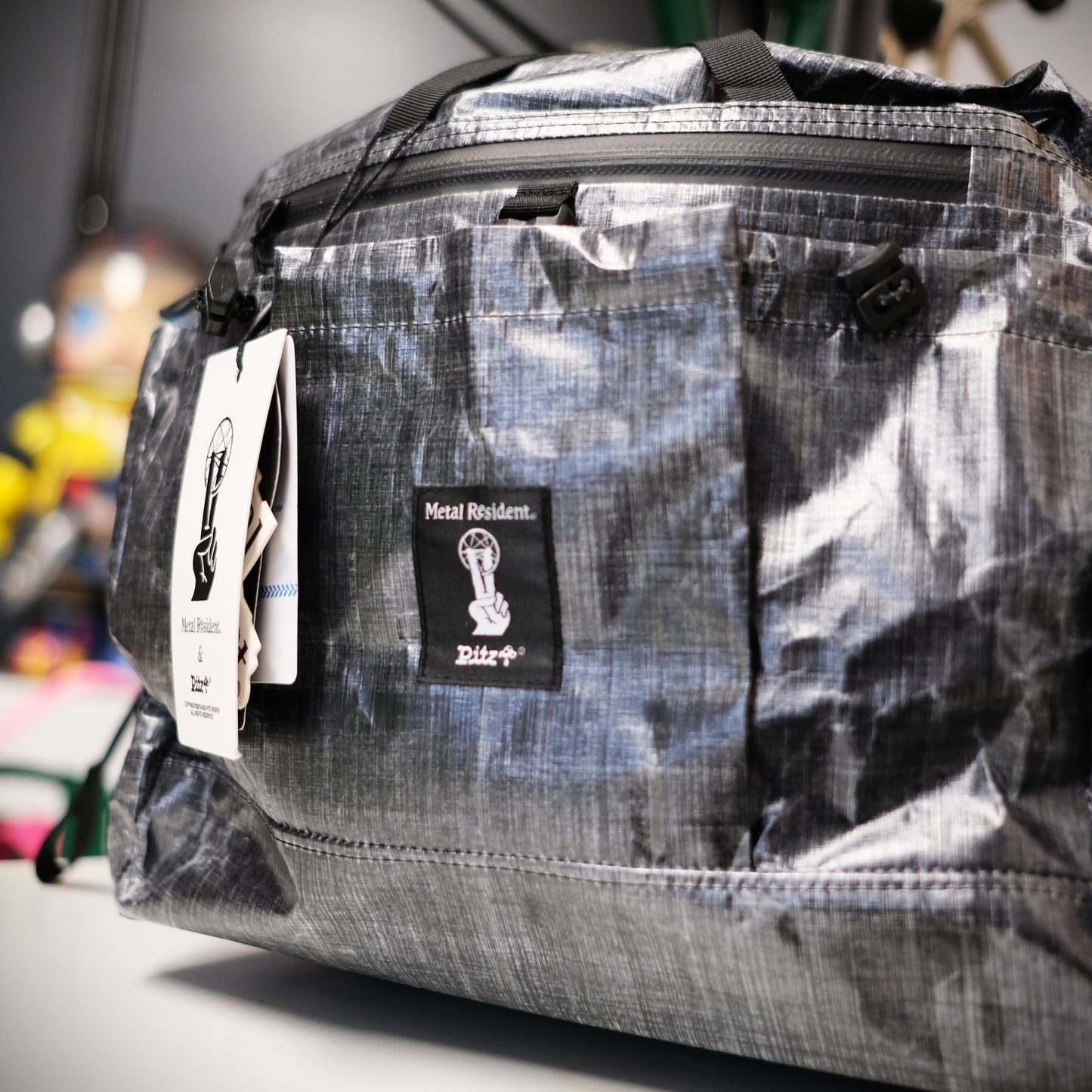 METAL RESIDENT x PITZ COMMUTER BAG 10L