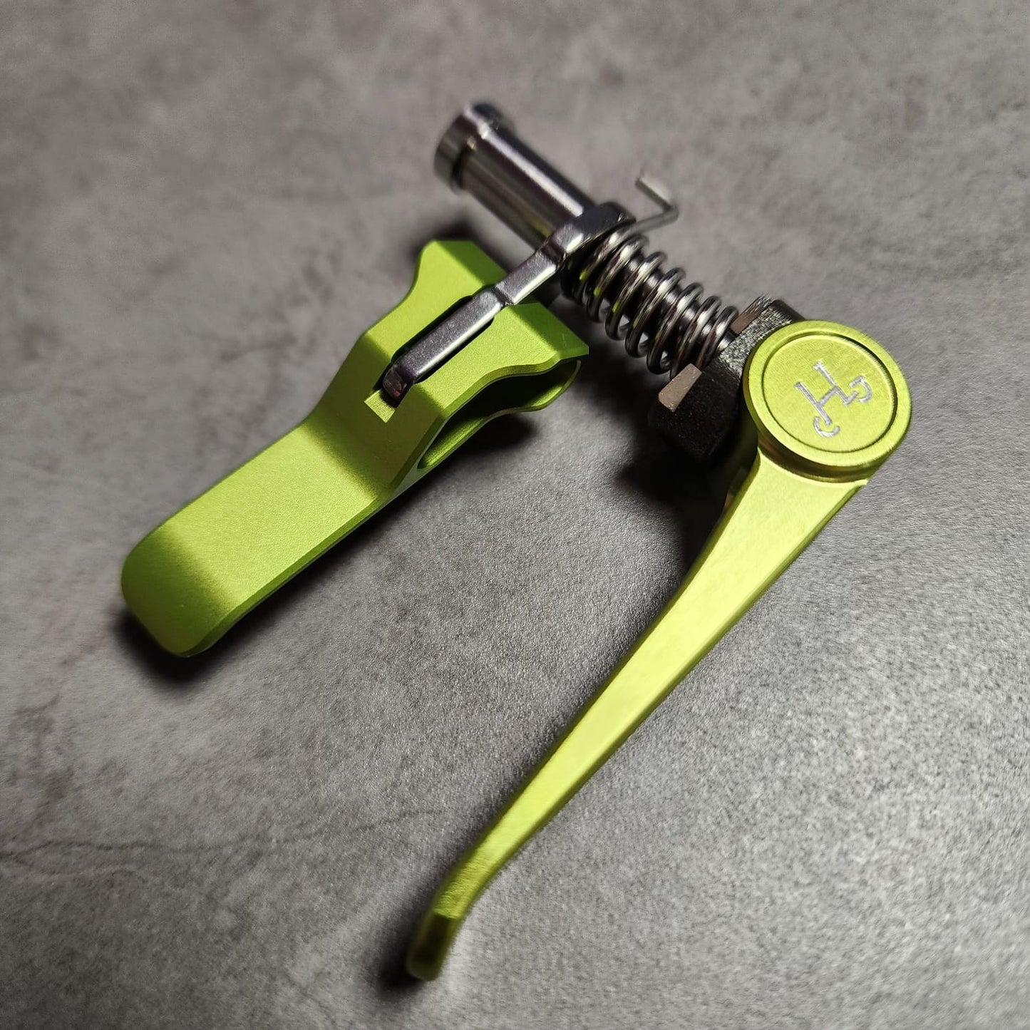 HH ID3 SEATPOST CLAMP T LINE