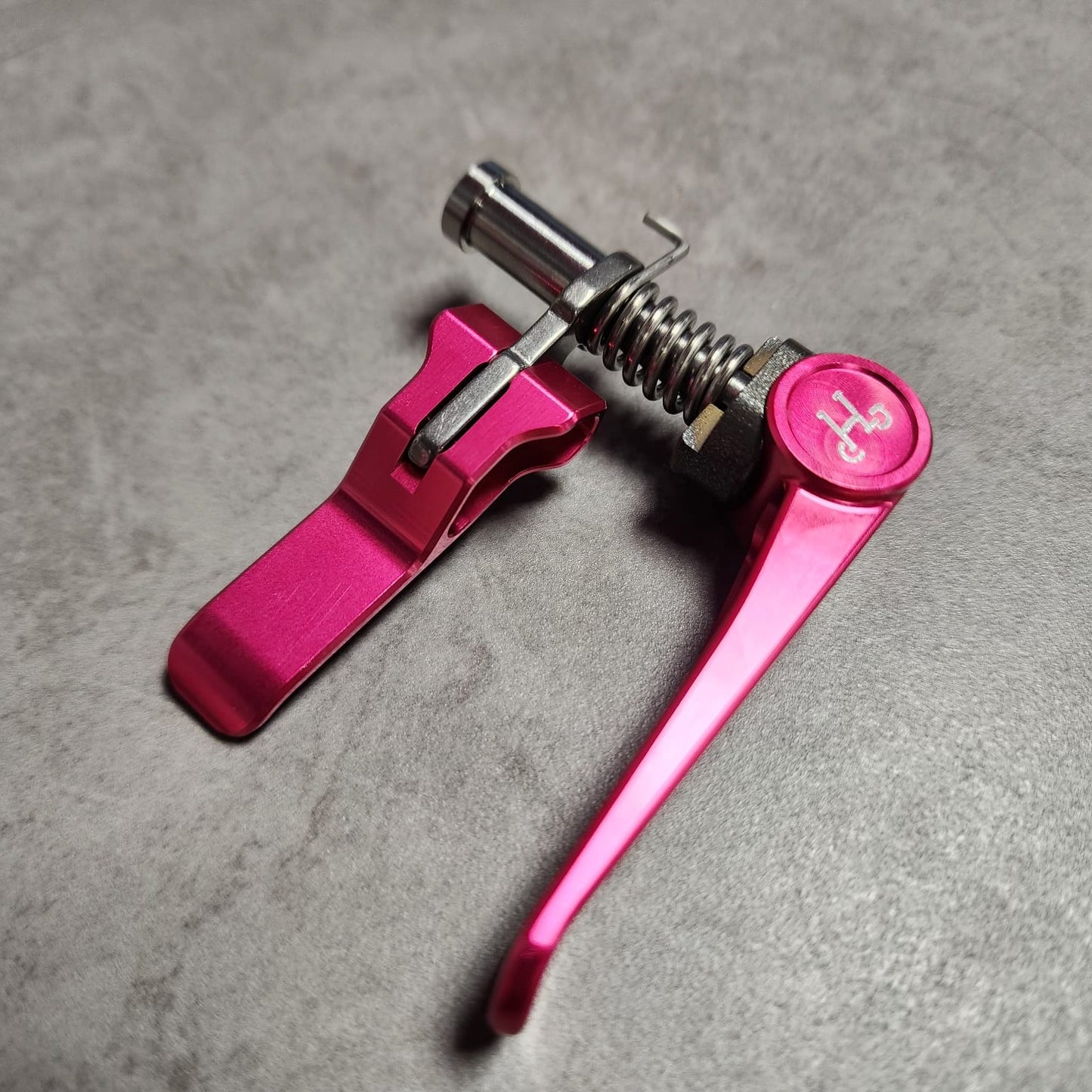 HH ID3 SEATPOST CLAMP T LINE