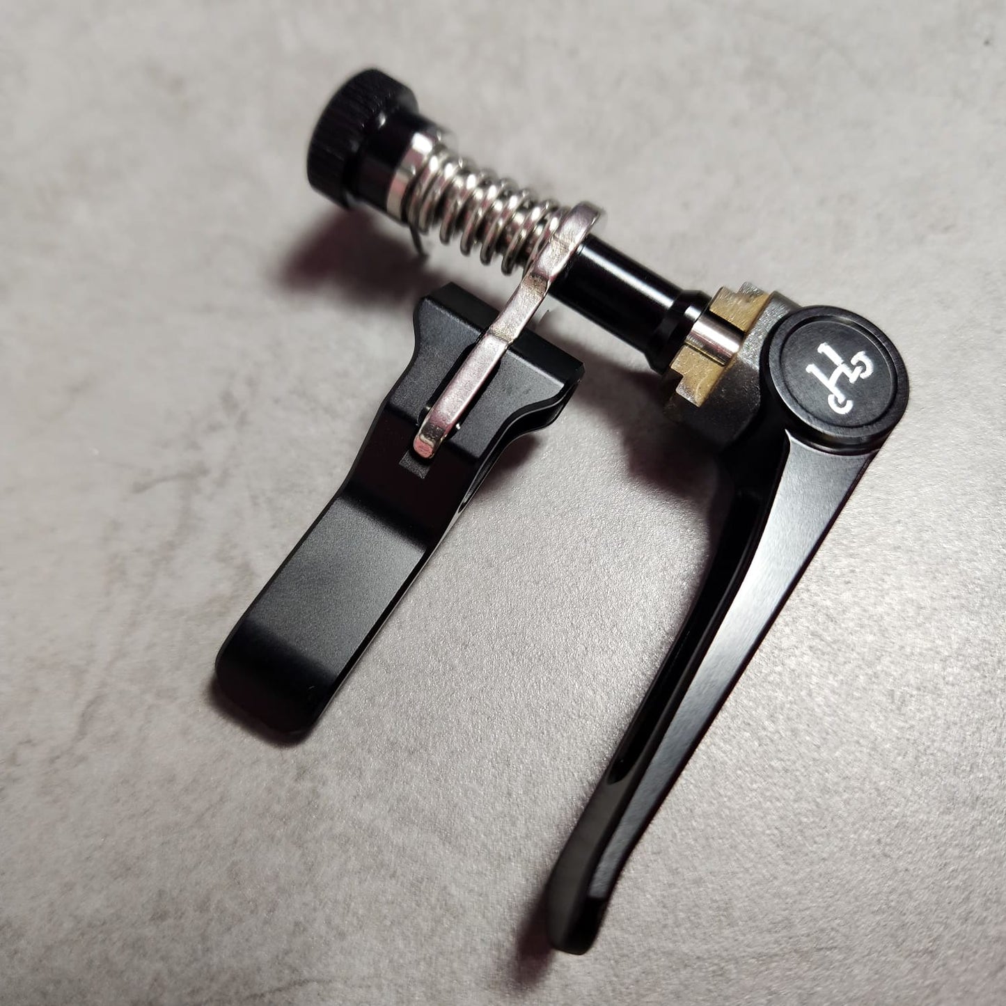 HH ID3 SEATPOST CLAMP A/C/P LINE