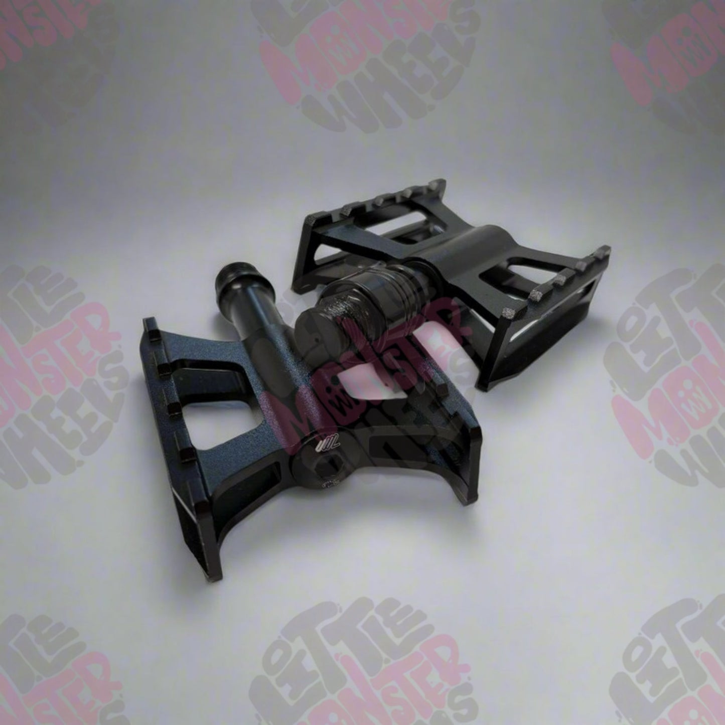 C82 DREAMS V2 LIGHTWEIGH PEDALS