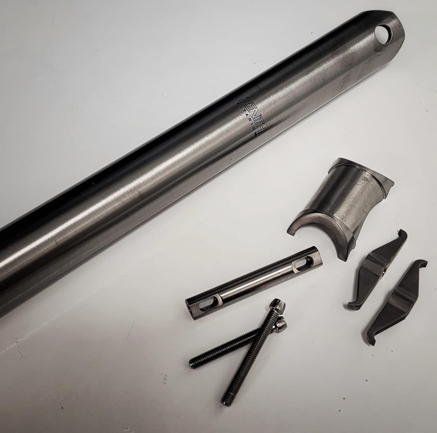 ZENITH TITANIUM 31.8MM SEATPOST