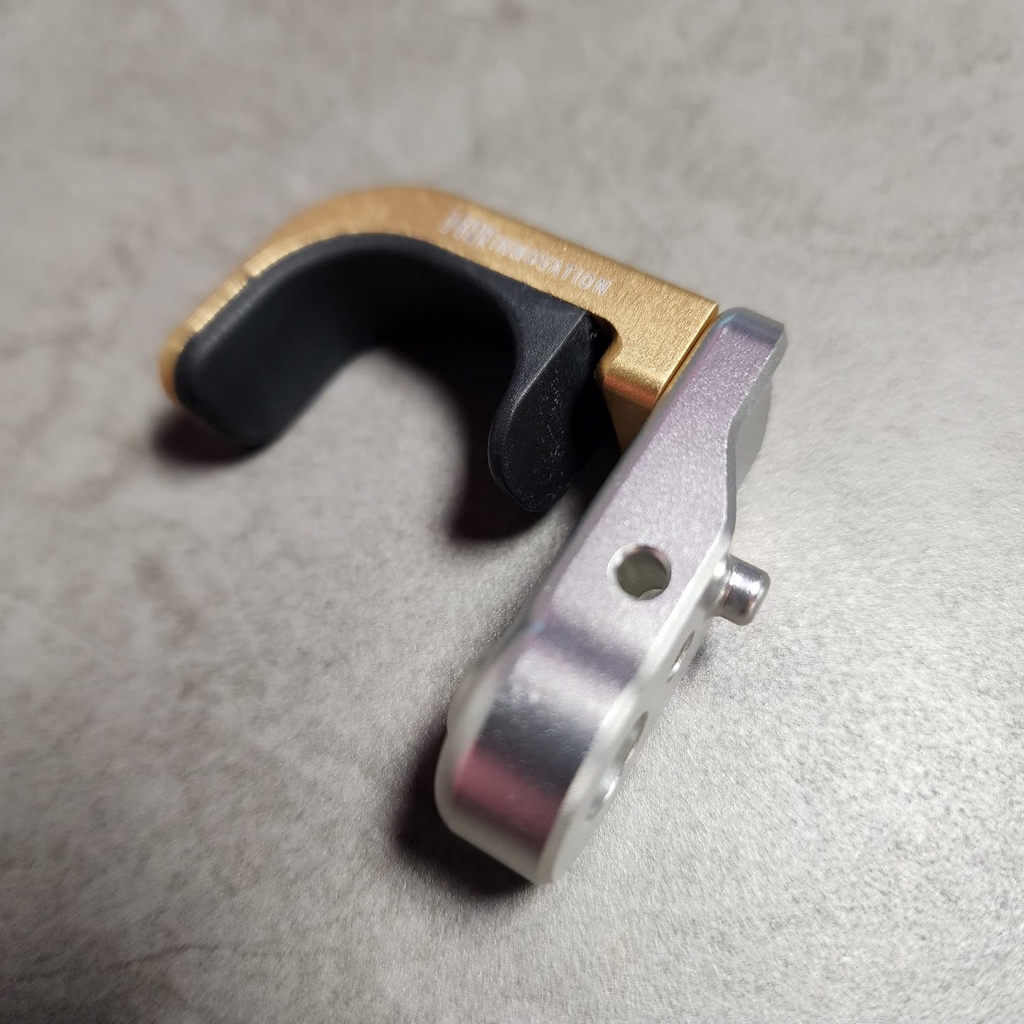 HH DT ADJUSTABLE E HOOK