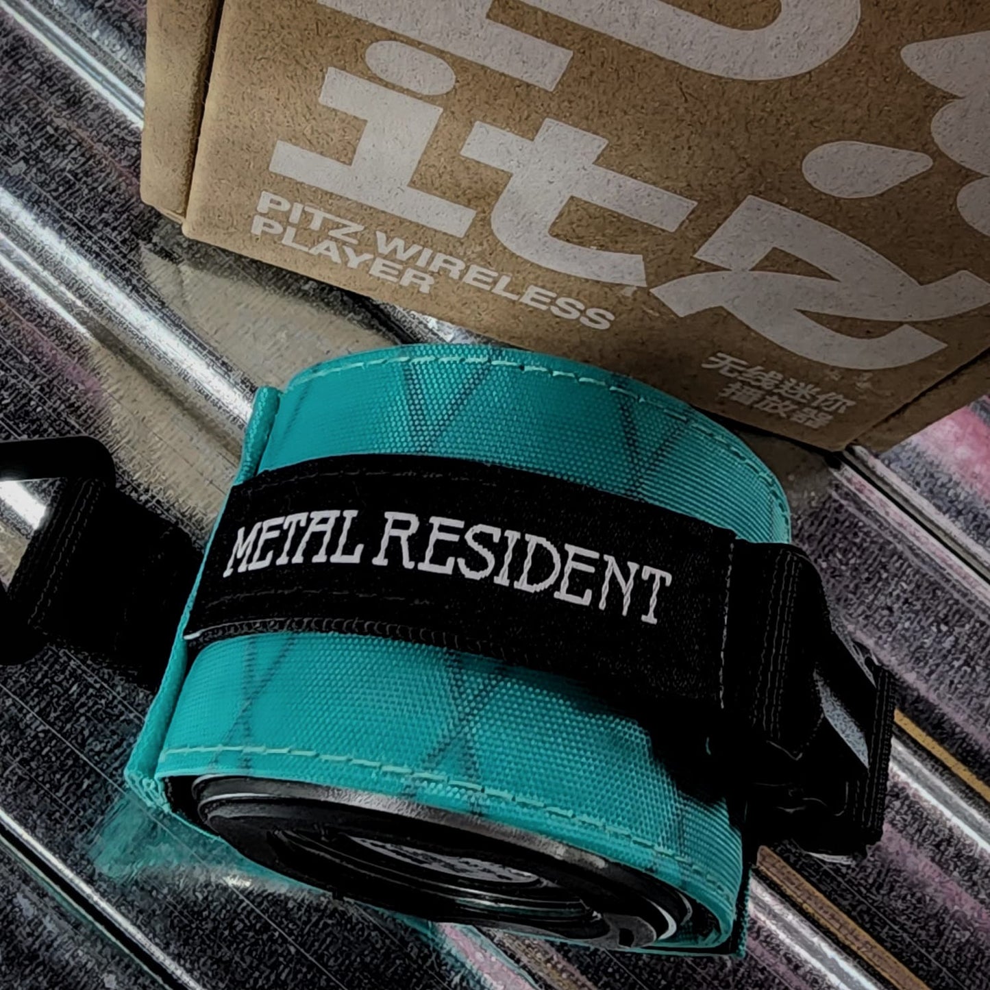 METAL RESIDENT SPEAKER