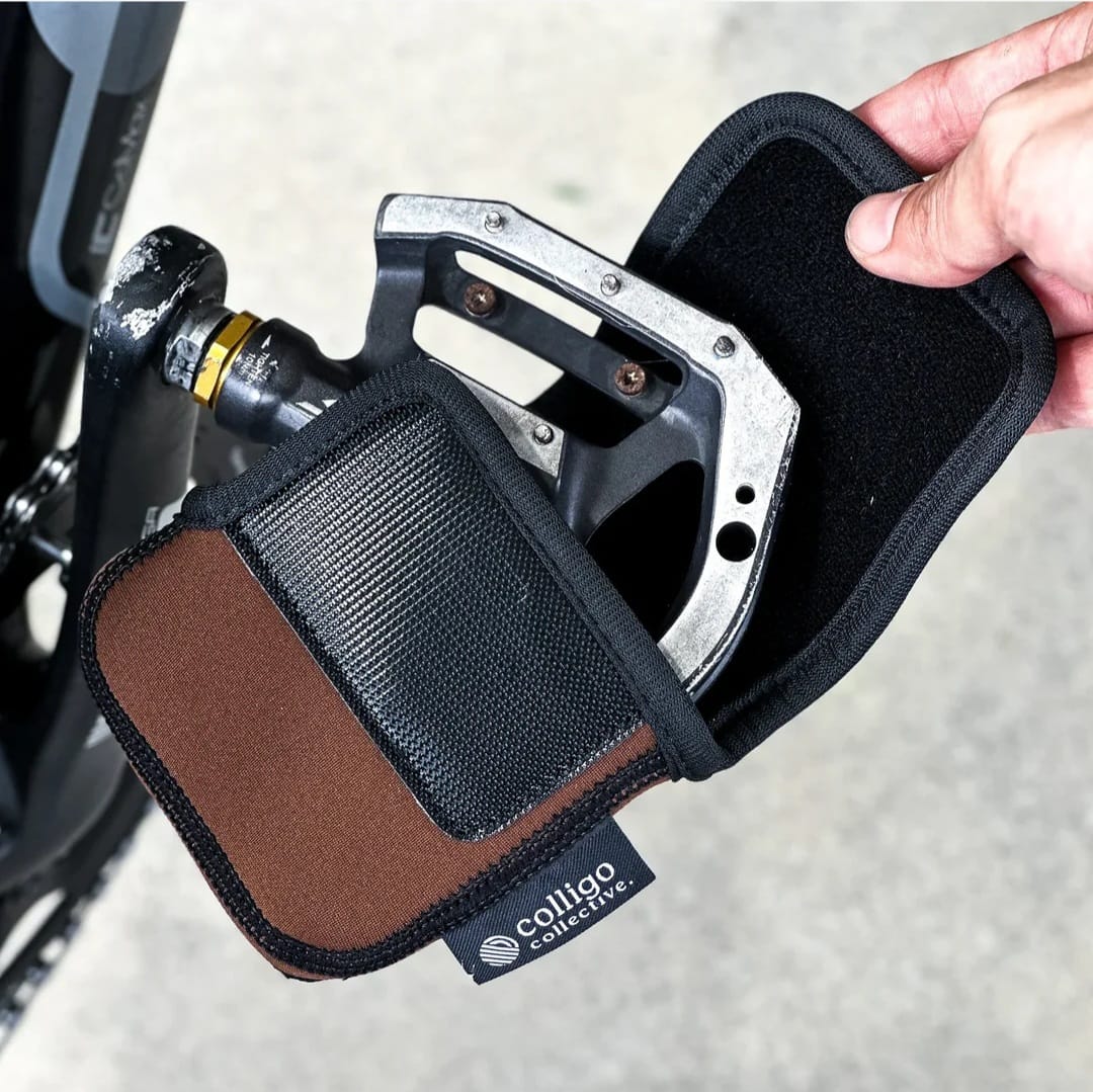 PEDAL GLOVE