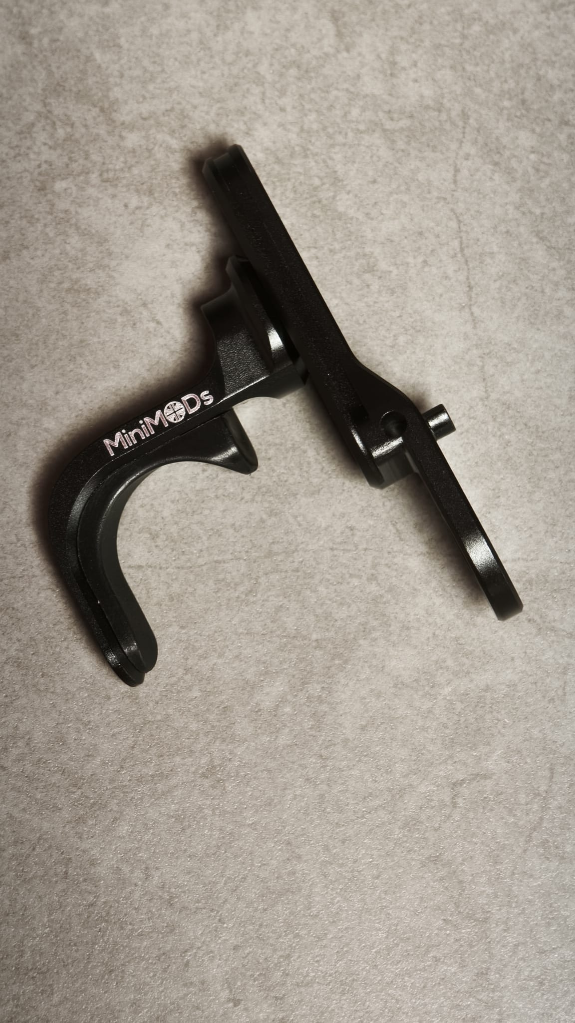 MINIMODS ADJUSTABLE FRONT AXLE L HOOK FOR P AND C LINE