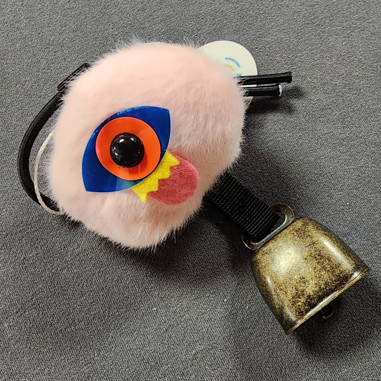PEEKABELLS BELL