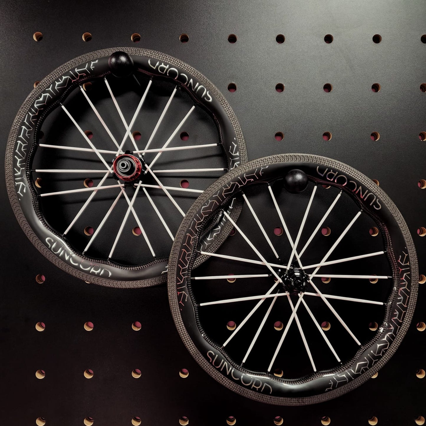 SUNCORD WHEELSET 16" 7 SPEED CARBON WAVE