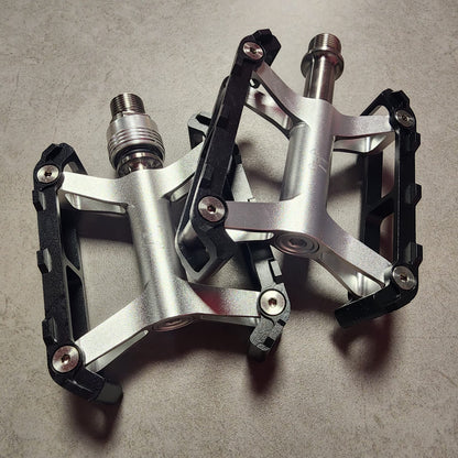 HH DT PEDALS (LARGE)