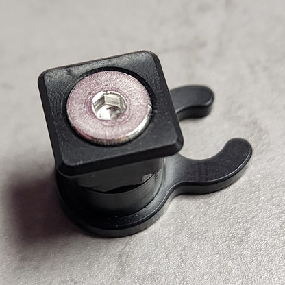 HH REAR CABLE HOLDER