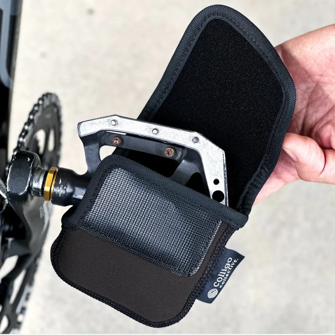 PEDAL GLOVE