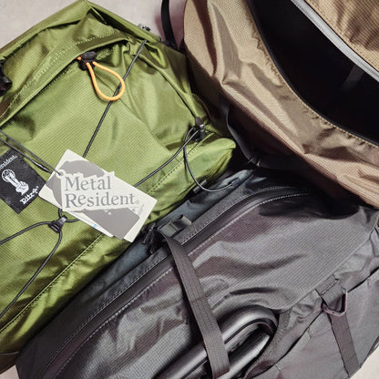 METAL RESIDENT x PITZ COMMUTER BAG 20L