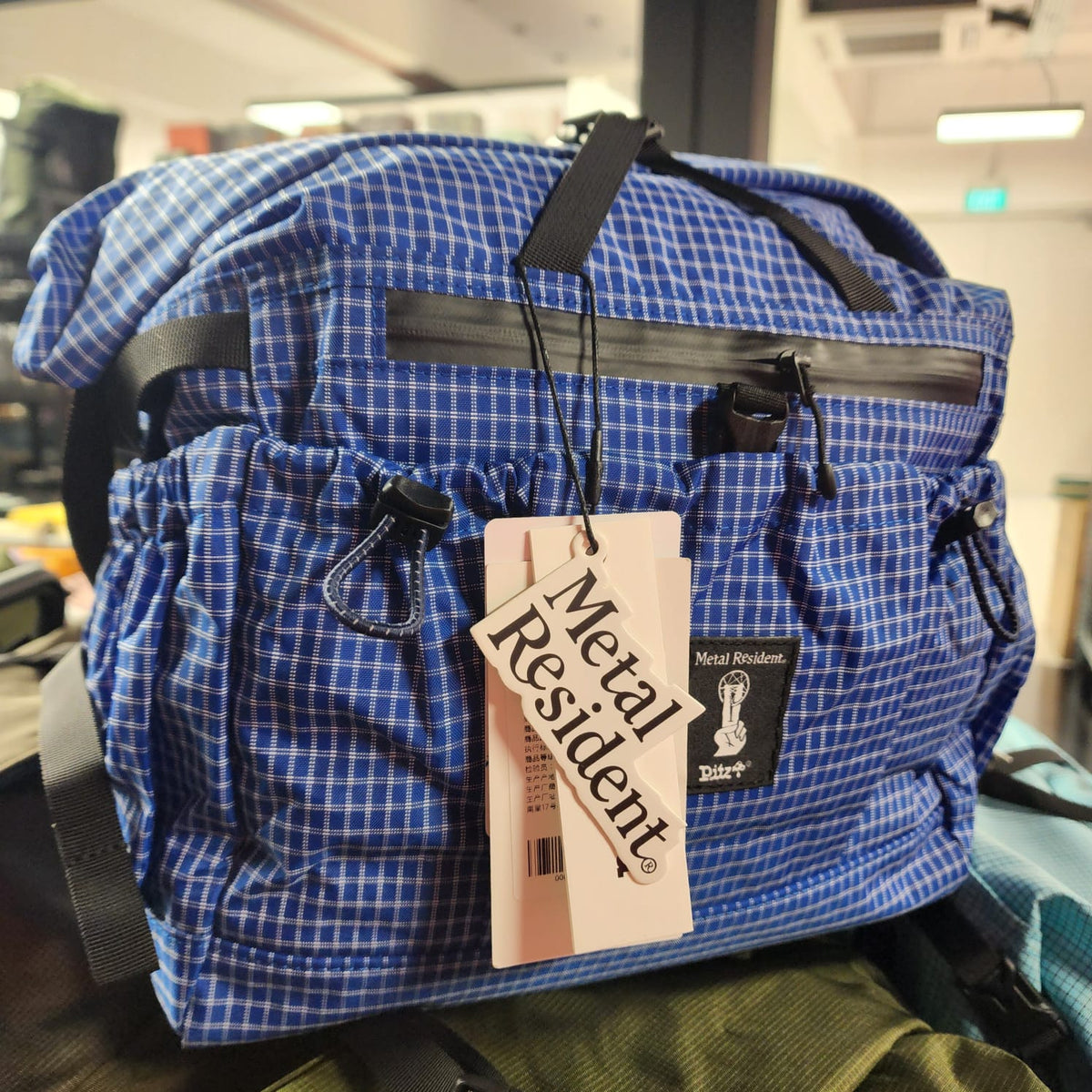 METAL RESIDENT x PITZ COMMUTER BAG 10L