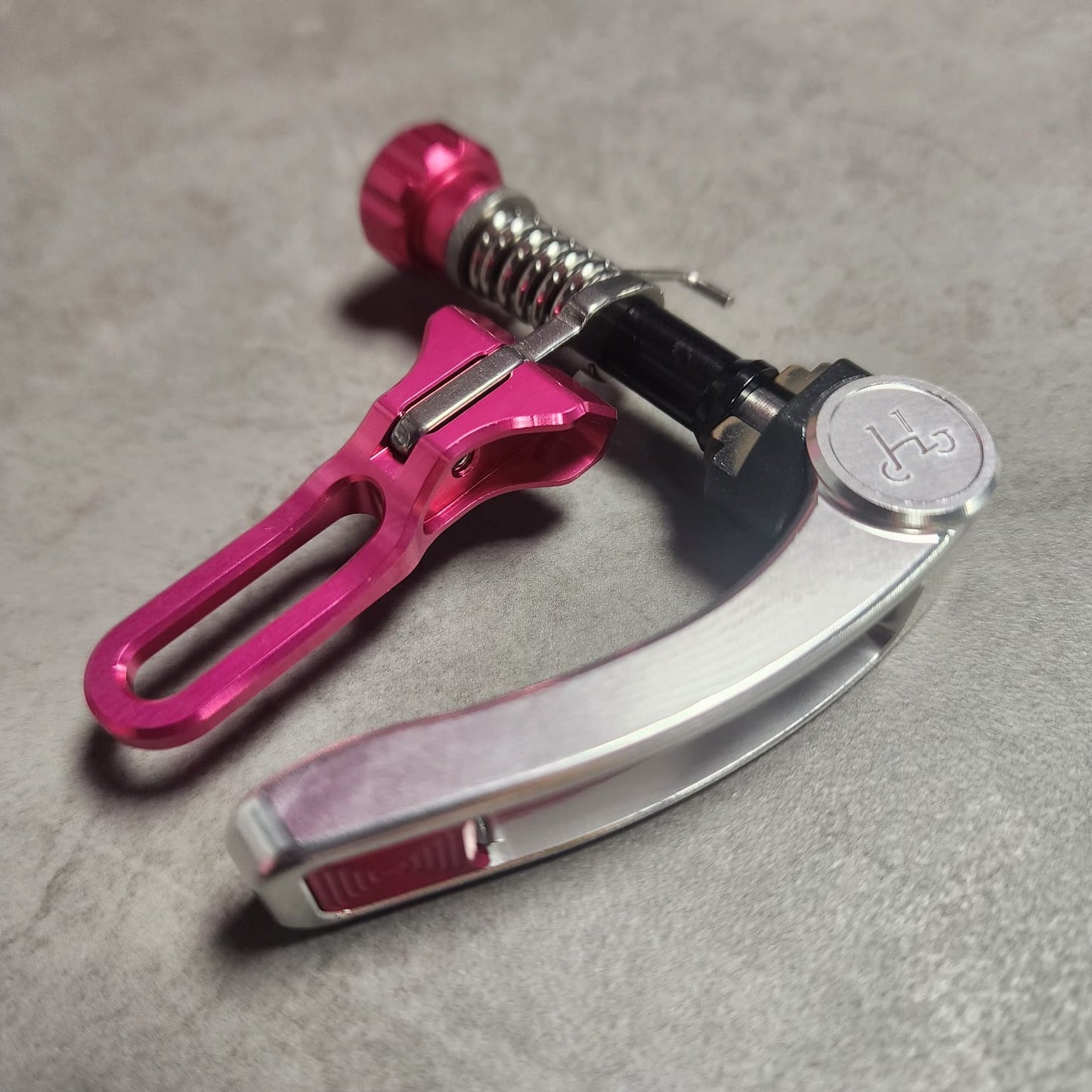 HH DT SEATPOST CLAMP A/C/P LINE