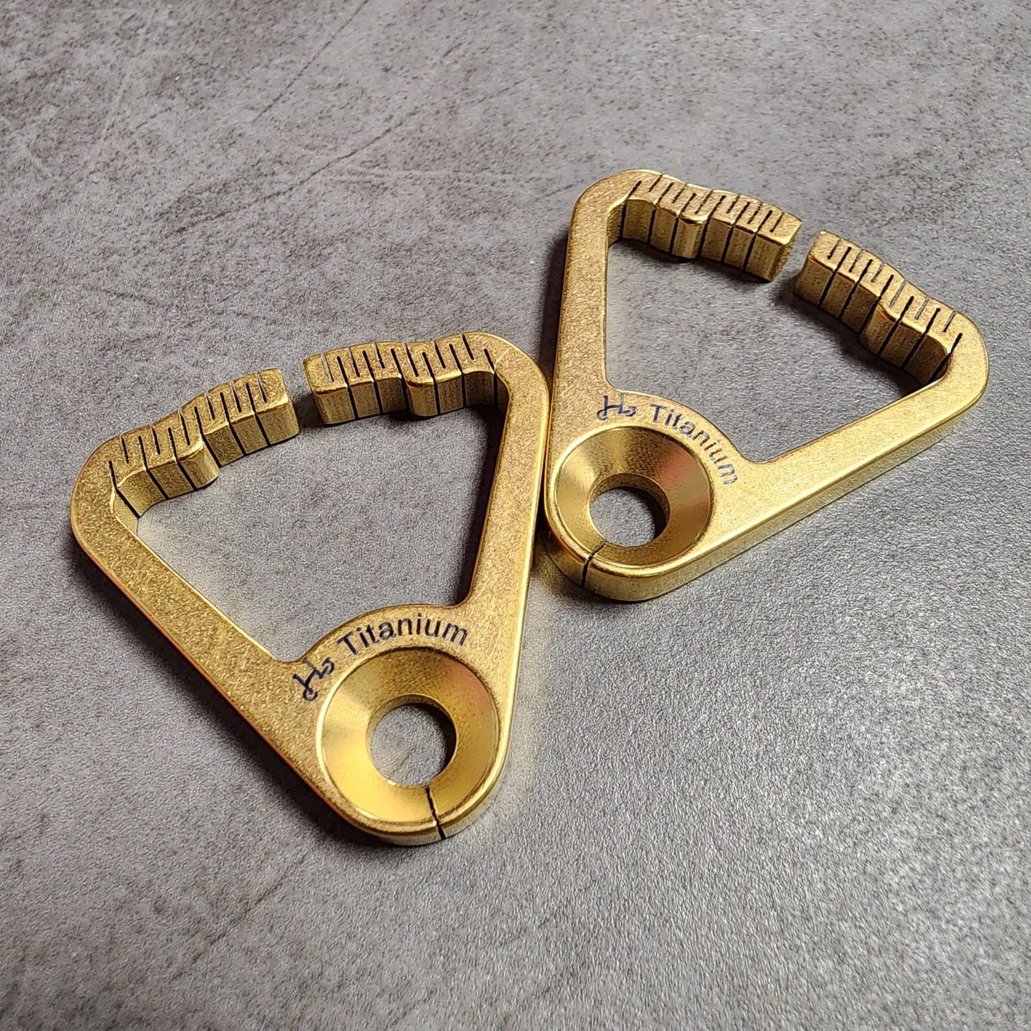 HH EZ STAND FIN TITANIUM
