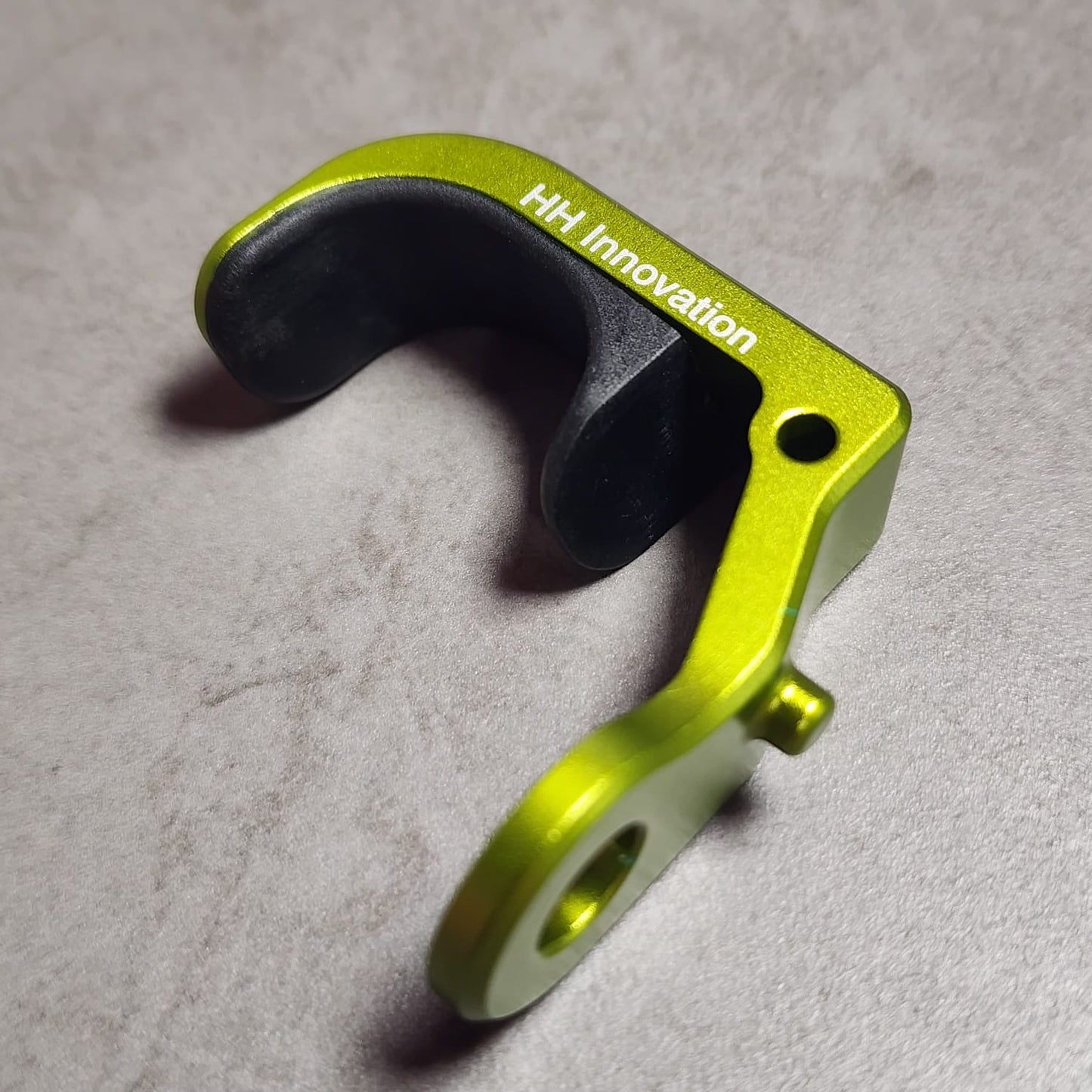 HH L HOOK WITH TITANIUM STAY