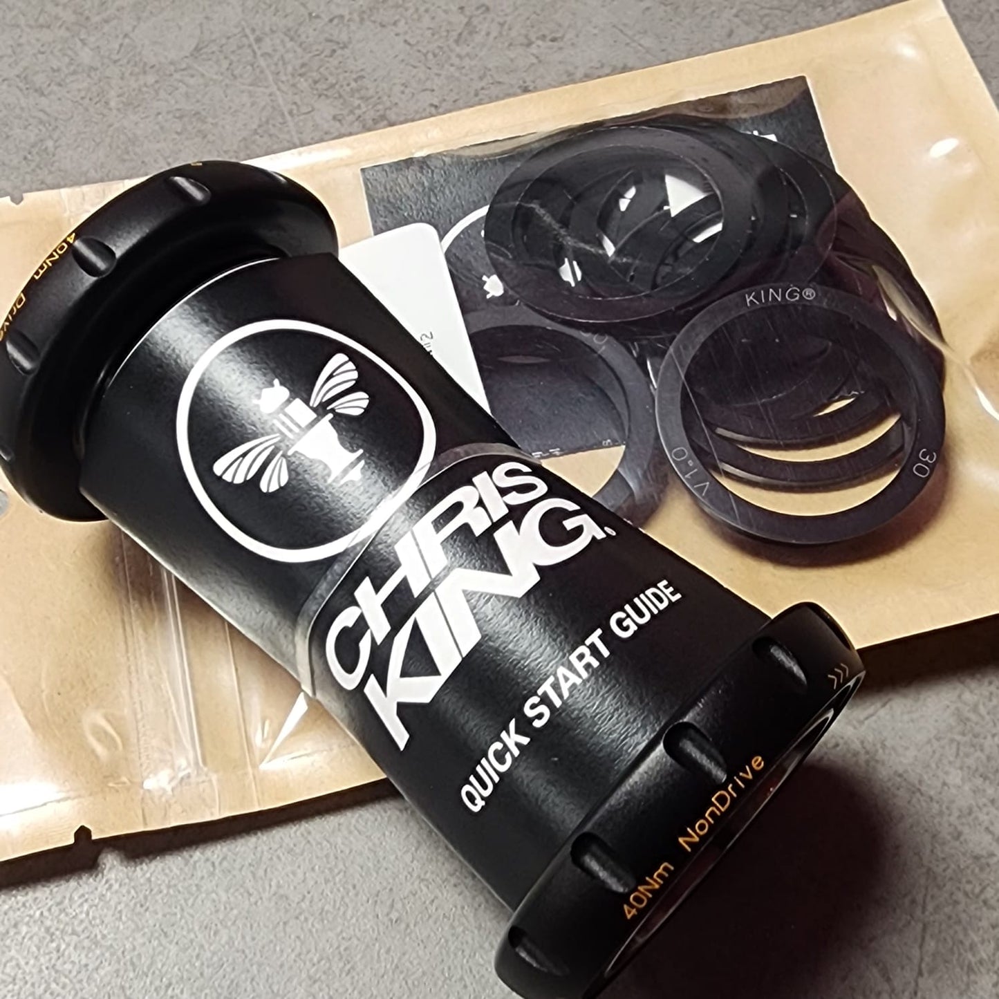 CHRIS BOTTOM THREADFIT 30 BOTTOM BRACKET STEEL WITH FIT KIT #3