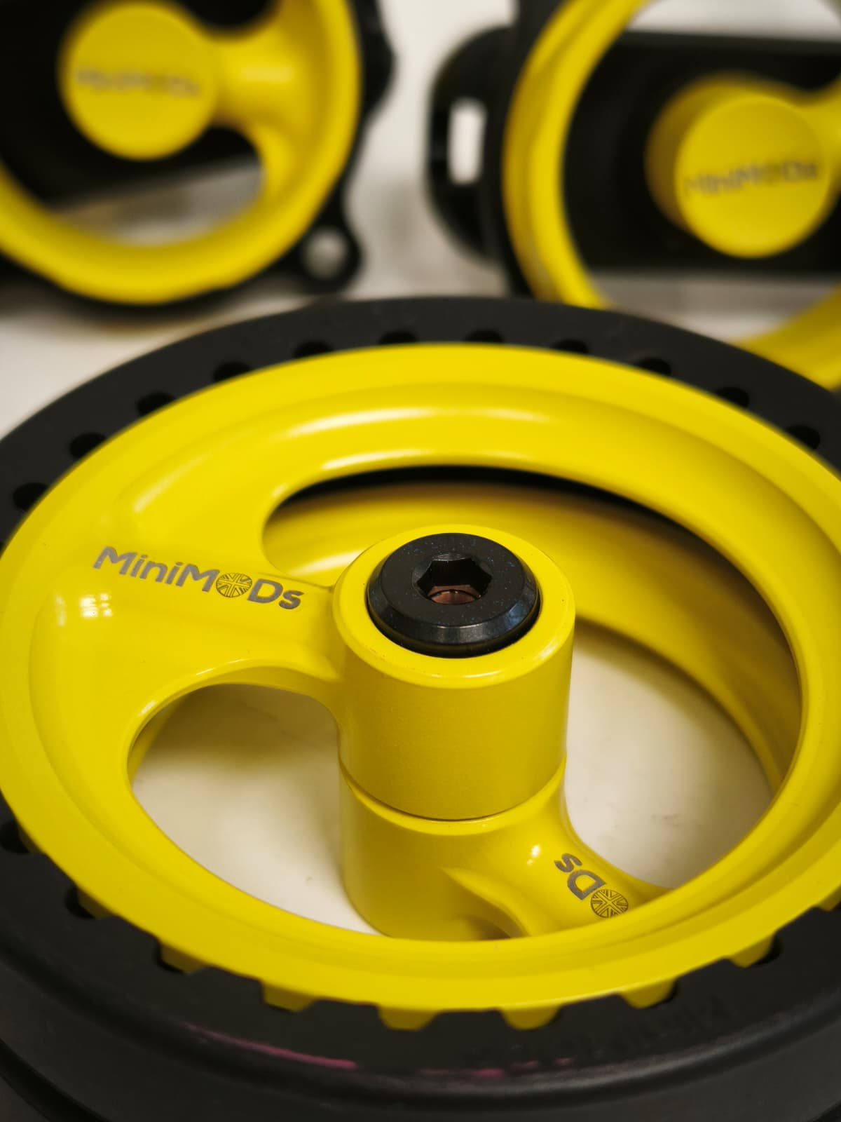 MINIMODS SPECIAL EDITION CERAKOTE YELLOW SET
