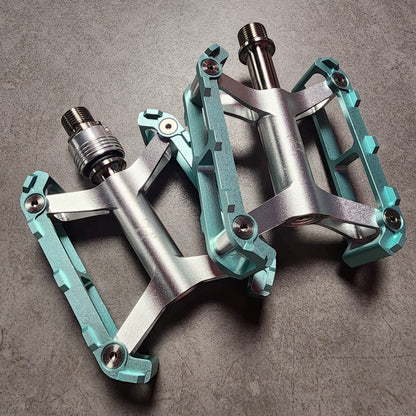 HH DT PEDALS (LARGE)