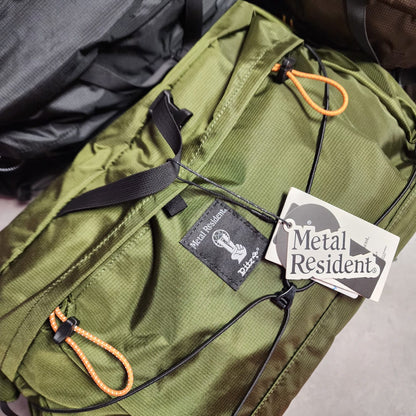 METAL RESIDENT x PITZ COMMUTER BAG 20L