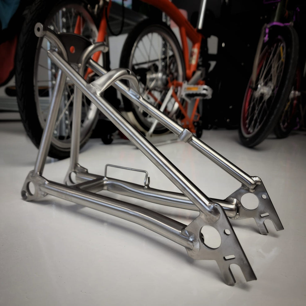ZENITH TITANIUM BROMPTON TRIANGLE – Little Monster Wheels