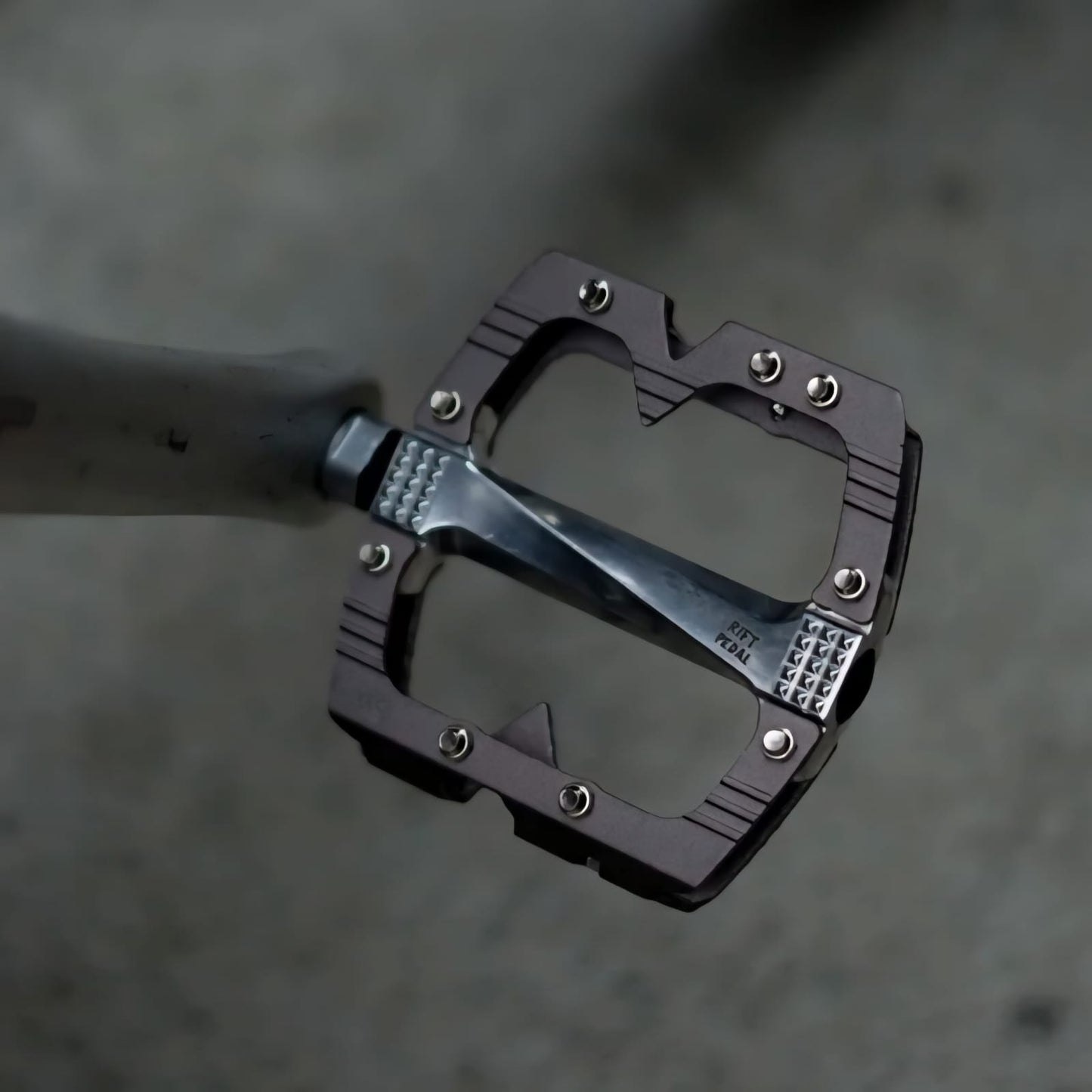 VELOCI VLC MADE RIFT PEDAL