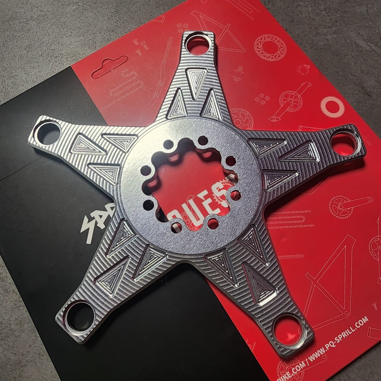 PASS QUEST SPIDER SRAM 8-SCREW 130 BCD