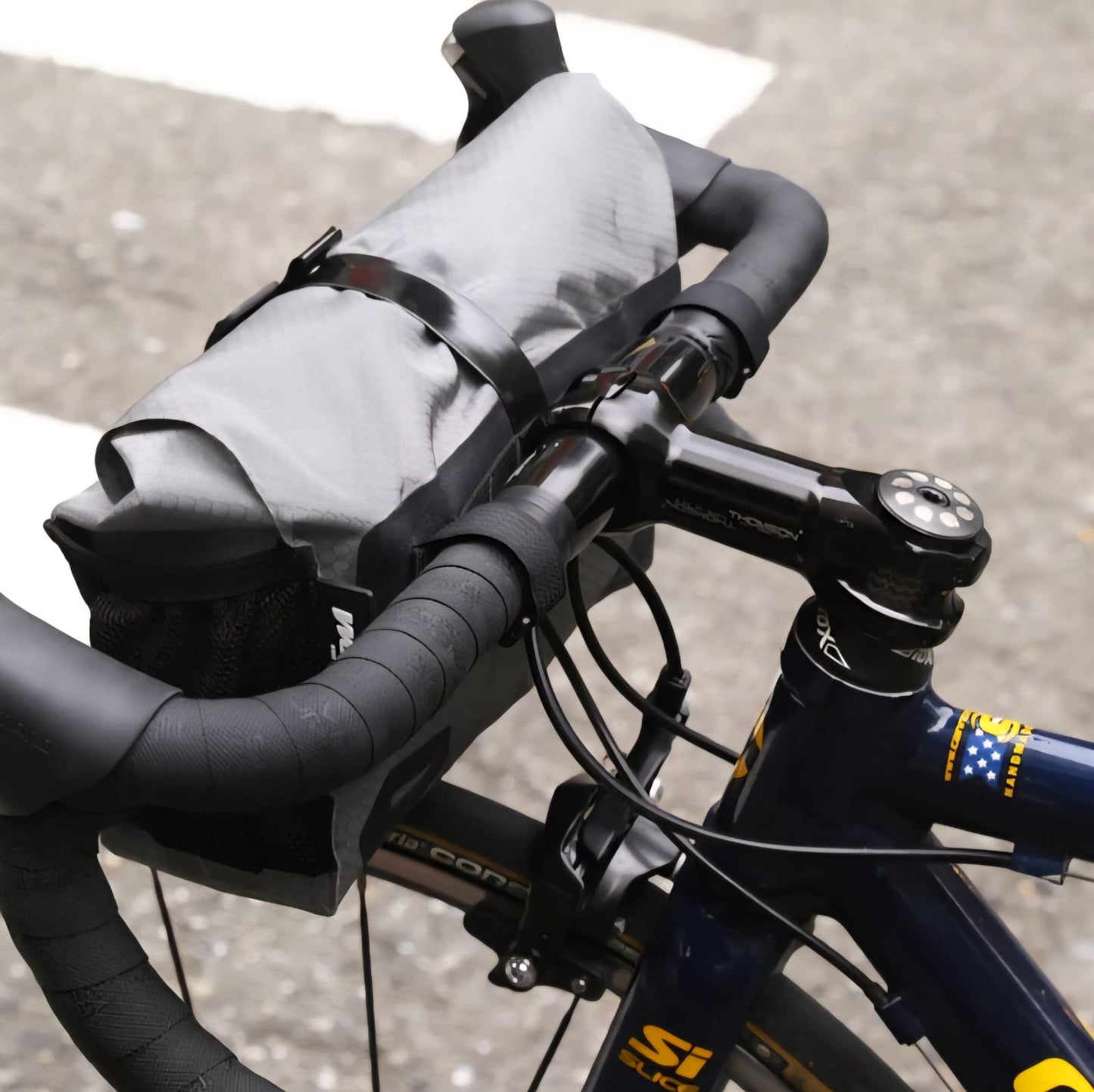 WOHO XTOURING ACCESSORY HANDLEBAR PACK DRY HONEYCOMB IRON GREY