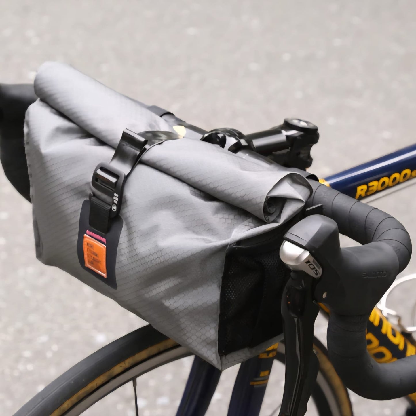 WOHO XTOURING ACCESSORY HANDLEBAR PACK DRY HONEYCOMB IRON GREY