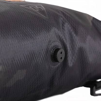 WOHO ACCESSORY HANDLEBAR PACK DRY CYBER-CAMO DIAMOND BLACK